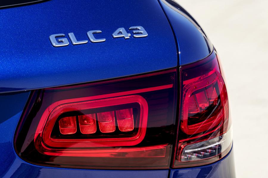 Логотип Mercedes-AMG GLC43 4Matic (X253) 2019 года  (WW) (фото 16 из 18)